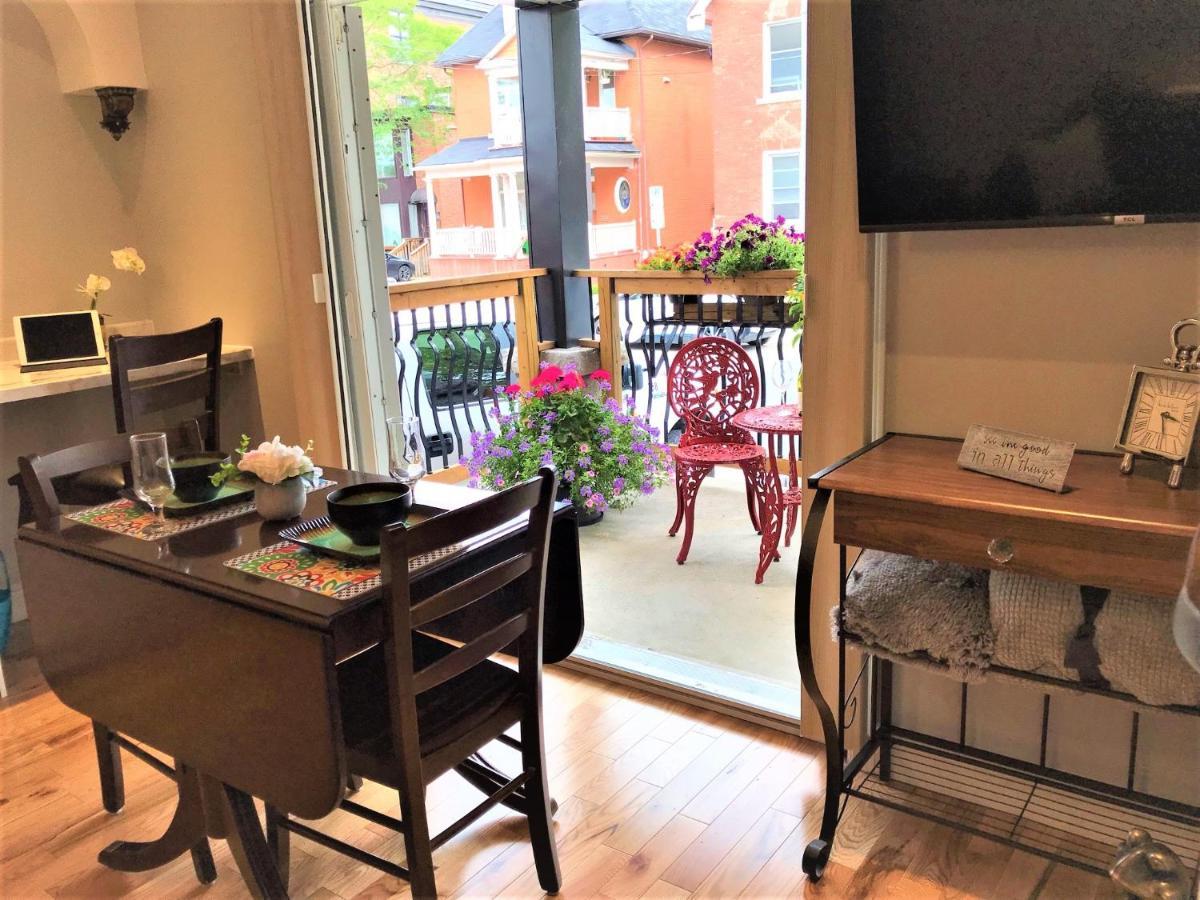 Ottawa Downtown Executive Apartment Retreat With Private Balcony Near Bank Street - Sleep Max 2 Exterior foto